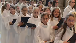 Drittkl&auml;sslerinnen, die zu Beginn des kommenden Jahres in den M&auml;dchenchor am K&ouml;lner Dom aufgenommen werden / &copy; Beatrice Tomasetti (DR)