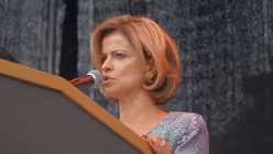 Jacqueline Bakir-Brader, Autorin, Moderatorin / © Matthias Milleker (DR)