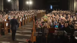 Der Dom ist bis auf den letzten Platz gef&uuml;llt. / &copy; Tomasetti (DR)