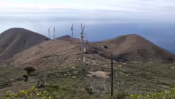 Windpark von El Hierro / &copy; Verena Tr&ouml;ster