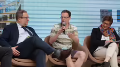 Ein besorgter Vater &auml;u&szlig;ert sich zu den Schwachpunkten des Schulsystems. / &copy; Beatrice Tomasetti (DR)