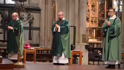 Einführung von Domvikar Jörg Stockem / © Beatrice Tomasetti (DR)