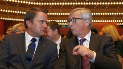  EU-Kommissionspräsident Jean-Claude Juncker und Luxemburgs Premierminister Xavier Bettel / © Ralph Orlowski (dpa)