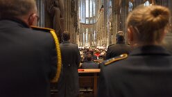 Soldatengottesdienst im Kölner Dom (KNA)