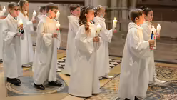 Erstkommunion der Kölner Domsingschule im Kölner Dom / © Beatrice Tomasetti (DR)
