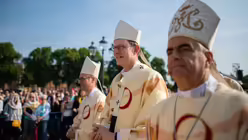 Erzbischof Heße, Kardinal Woelki und Kurienerzbischof Eterović (dpa)