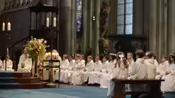 Es ist ein gro&szlig;es Privileg, an diesem Tag im Altarraum stehen zu d&uuml;rfen. / &copy; Beatrice Tomasetti (DR)