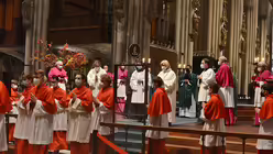 Feierlicher Auszug aller Mitfeiernden. / &copy; Beatrice Tomasetti (DR)