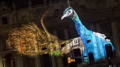 "Fiat Lux" - Lichtshow am Petersdom / &copy; Giuseppe Lami (dpa)