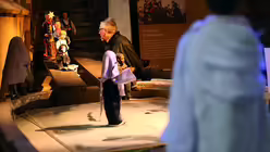 Flüchtlingsboot als Krippe in Köln / © Oliver Berg (dpa)