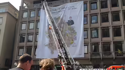 Willkommen Kardinal Woelki  (DR)