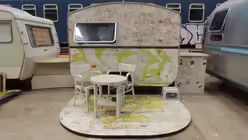 BaseCamp - Stra&szlig;en und Flugkarten / &copy; Friederike Seeger (DR)