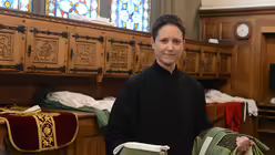 Für Judith Maurer ist die Arbeit als Sakristanin eine Berufung. / © Beatrice Tomasetti (DR)