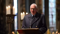 General Ansgar Rieks ist Mitglied im ZDK und tr&auml;gt die Lesung vor. / &copy; Beatrice Tomasetti (DR)