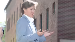 Gewinnend und mit großem Ausdruck: der Bassbariton Matthias Hoffmann. / © Beatrice Tomasetti (DR)