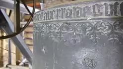 Gießername "averraide" auf der Annaglocke von 1491 / © Jan Hendrik Stens (DR)