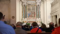 Gottesdienst in der Grabeskirche des Heiligen Sebastian / © Martin Biallas (DR)