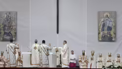 Gottesdienst zur Seligsprechung von sieben Bisch&ouml;fen / &copy; Andrew Medichini (dpa)