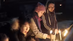 Heiligabend in Kathmandu, Nepal / © Sunil Pradhan (dpa)