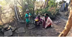 Im Umfeld des Schutzzentrums in Boisar unterstützt die Rescue Foundation verarmte Familien auf dem Land. / © Rescue Foundation (privat)