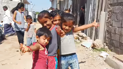 Straßenkinder in Hyderabad, einer 16 Millionen Einwohner-Stadt. (BONO)