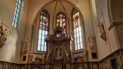 Blick auf den Bereich hinter dem Lettner in St. Pantaleon (DR)