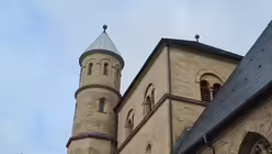 Außenansicht von St. Pantaleon (DR)