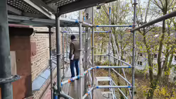 Gerüste an St. Pantaleon (DR)