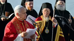 Papst Leo XIV. und Bartholomaios I. / © Vatican Media/Romano Siciliani (KNA)