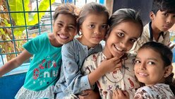 Kinder von Frauen, die sich prostituieren, in der Tages- und Nachtstätte in Kolkata. (BONO)