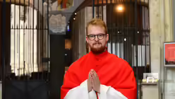 Der Lieblingsort von Simon Broda im Kölner Dom ist das Gitter zwischen Chorumgang und Querhaus / © Beatrice Tomasetti (DR)