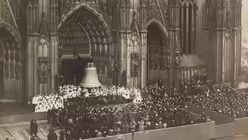Weihe der Petersglocke durch Kardinal Schulte am 30. November 1924 (Rheinisches Bildarchiv Köln)