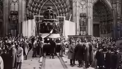 Ankunft der Petersglocke am Kölner Dom am 24. November 1924 (Rheinisches Bildarchiv Köln)