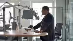 Minister Nathanael Liminski zu Gast / &copy; Julian Kendziora (Staatskanzlei NRW)