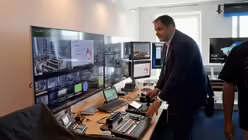 Minister Nathanael Liminski zu Gast / &copy; Julian Kendziora (Staatskanzlei NRW)