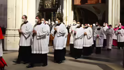 Karfreitagsliturgie im K&ouml;lner Dom / &copy; Beatrice Tomasetti (DR)