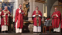 Mit Gottesdienst und Schreinprozession durch die Stadt endet Neusser Quirinus-Oktav / &copy; Beatrice Tomasetti (DR)
