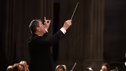 Der Dirigent und Chorleiter Winfried Krane in Aktion. / &copy; Beatrice Tomasetti (DR)