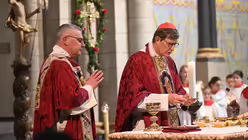 Mit Gottesdienst und Schreinprozession durch die Stadt endet Neusser Quirinus-Oktav / &copy; Beatrice Tomasetti (DR)