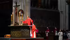Karfreitagsliturgie im K&ouml;lner Dom / &copy; Beatrice Tomasetti (DR)