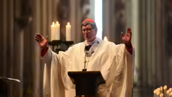 Rainer Maria Kardinal Woelki im Pontifikalamt am Hochfest der Auferstehung des Herrn / © Beatrice Tomasetti (DR)