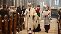 Kardinal Woelki im Pontifikalamt am Hochfest der Auferstehung des Herrn / © Beatrice Tomasetti (DR)