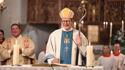 Kardinal Woelki bei der Er&ouml;ffnung der Gute-Rats-Oktav in Bedburg / &copy; Beatrice Tomasetti (DR)