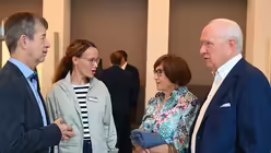 Andreas W&uuml;rbel mit Thomas Nickel, dem langj&auml;hrigen Di&ouml;zesanratsvorsitzenden aus Neuss. / &copy; Beatrice Tomasetti (DR)