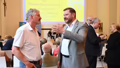 Tim-O. Kurzbach im Gespr&auml;ch. / &copy; Beatrice Tomasetti (DR)