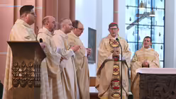 Pontifikalamt mit Kardinal Woelki in Euskirchen / &copy; Beatrice Tomasetti (DR)