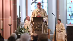 Pontifikalamt mit Kardinal Woelki in Euskirchen / &copy; Beatrice Tomasetti (DR)