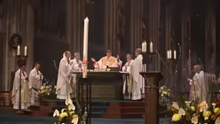 Feier der Osternacht / &copy; Beatrice Tomasetti (DR)