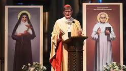 Pontifikalamt 10 Jahre Heiligsprechung Kuriakose Chavara / © Beatrice Tomasetti (DR)