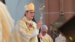 Pontifikalamt mit Kardinal Woelki in Euskirchen / &copy; Beatrice Tomasetti (DR)